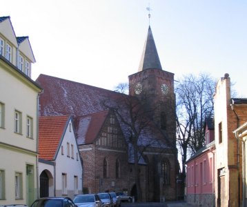 kirche2.jpg (23537 Byte)