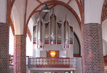 kirche5.jpg (38402 Byte)